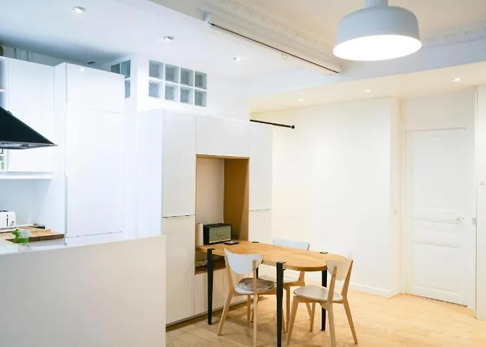 Appartement Au Pere Lachaise